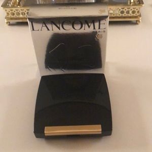 Lancôme Dual Finish Powder & Foundation in one.